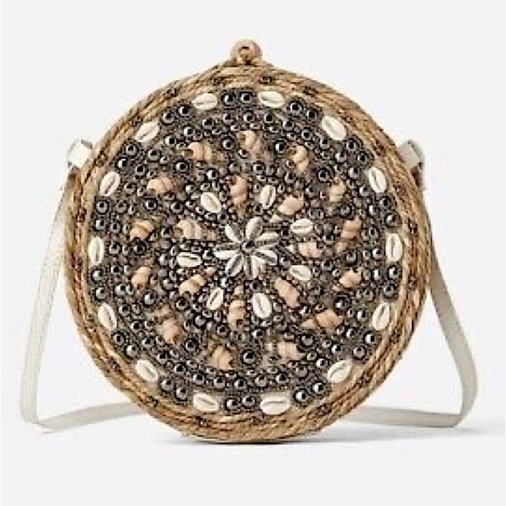 ESPARTO Ecru Zara Woven Raffia Seashell Beaded Round Crossbody Convertible Bag